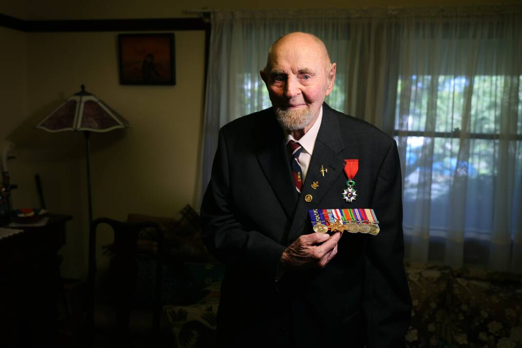World War II veteran Dr Max Barry OAM wearing his medals. Picture by Sylvia Liber