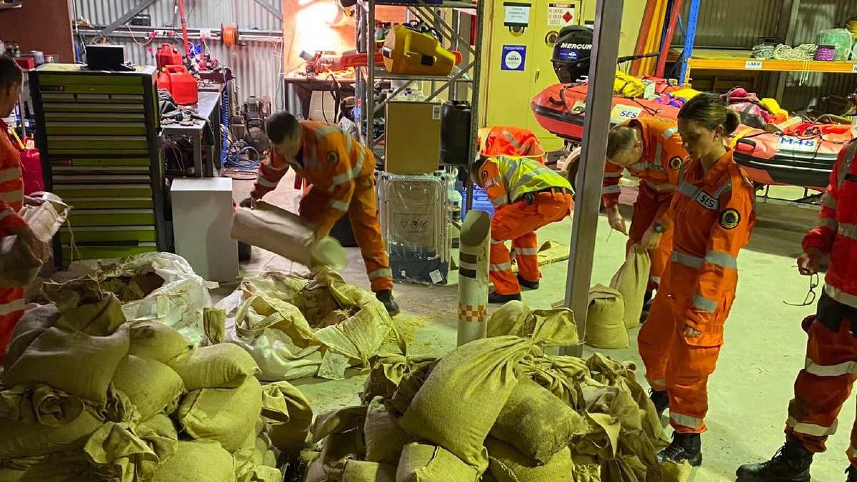 Residents can fill their own sandbags and prepare for the incoming rain this week. Picture by the SES Wingecarribee Unit Facebook page, uploaded in March, 2022.
